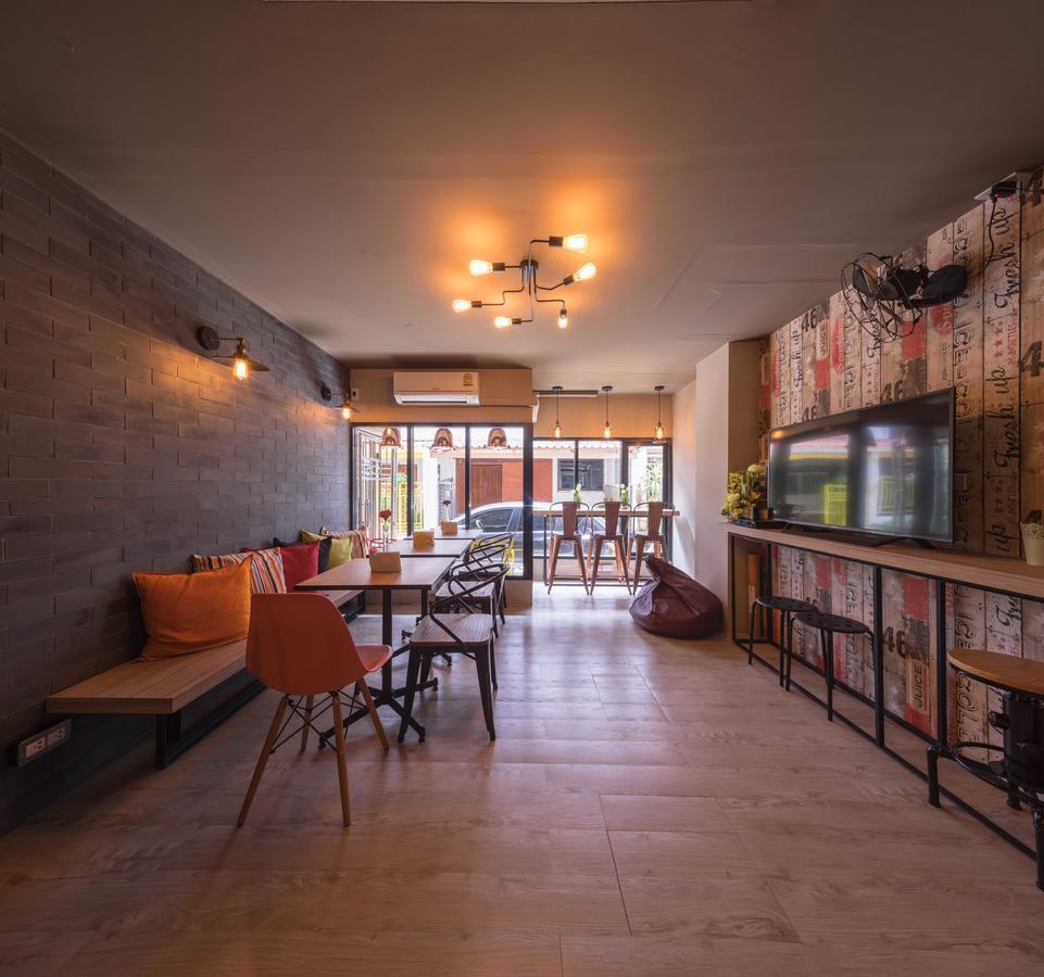 Augusta Hostel Μπανγκόκ Εξωτερικό φωτογραφία