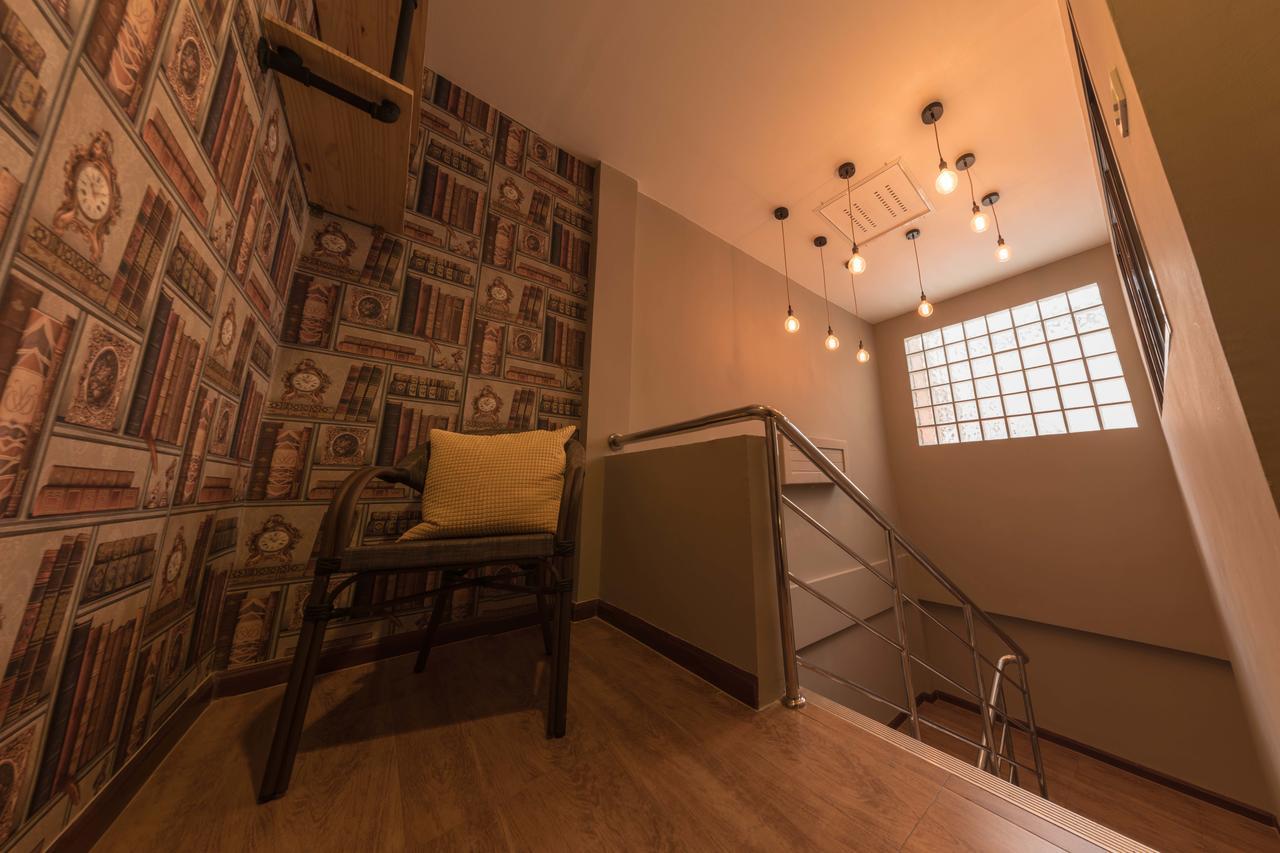Augusta Hostel Μπανγκόκ Εξωτερικό φωτογραφία