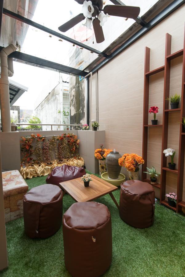 Augusta Hostel Μπανγκόκ Εξωτερικό φωτογραφία