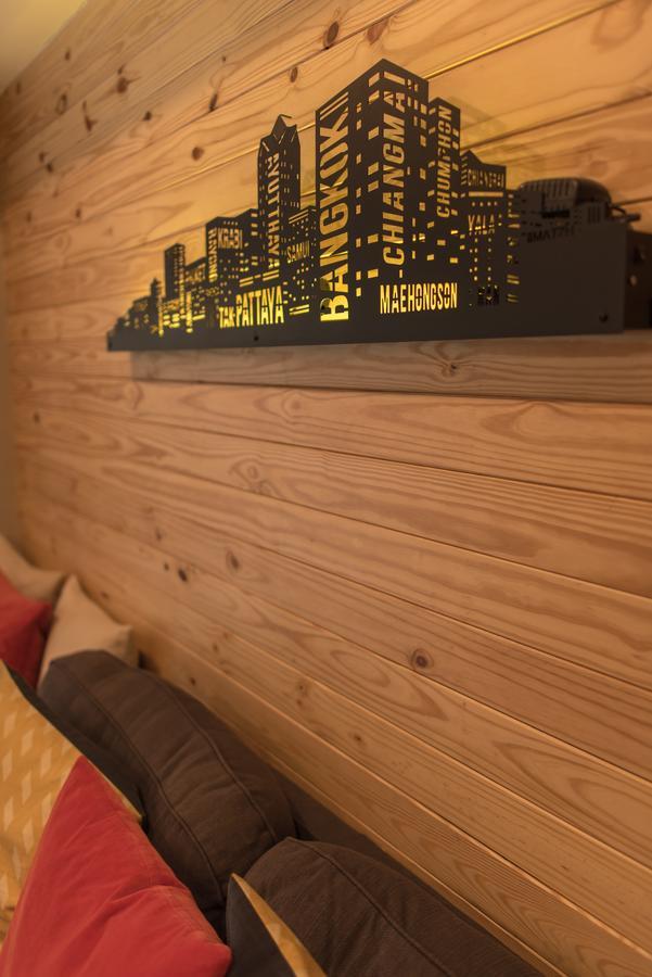 Augusta Hostel Μπανγκόκ Εξωτερικό φωτογραφία