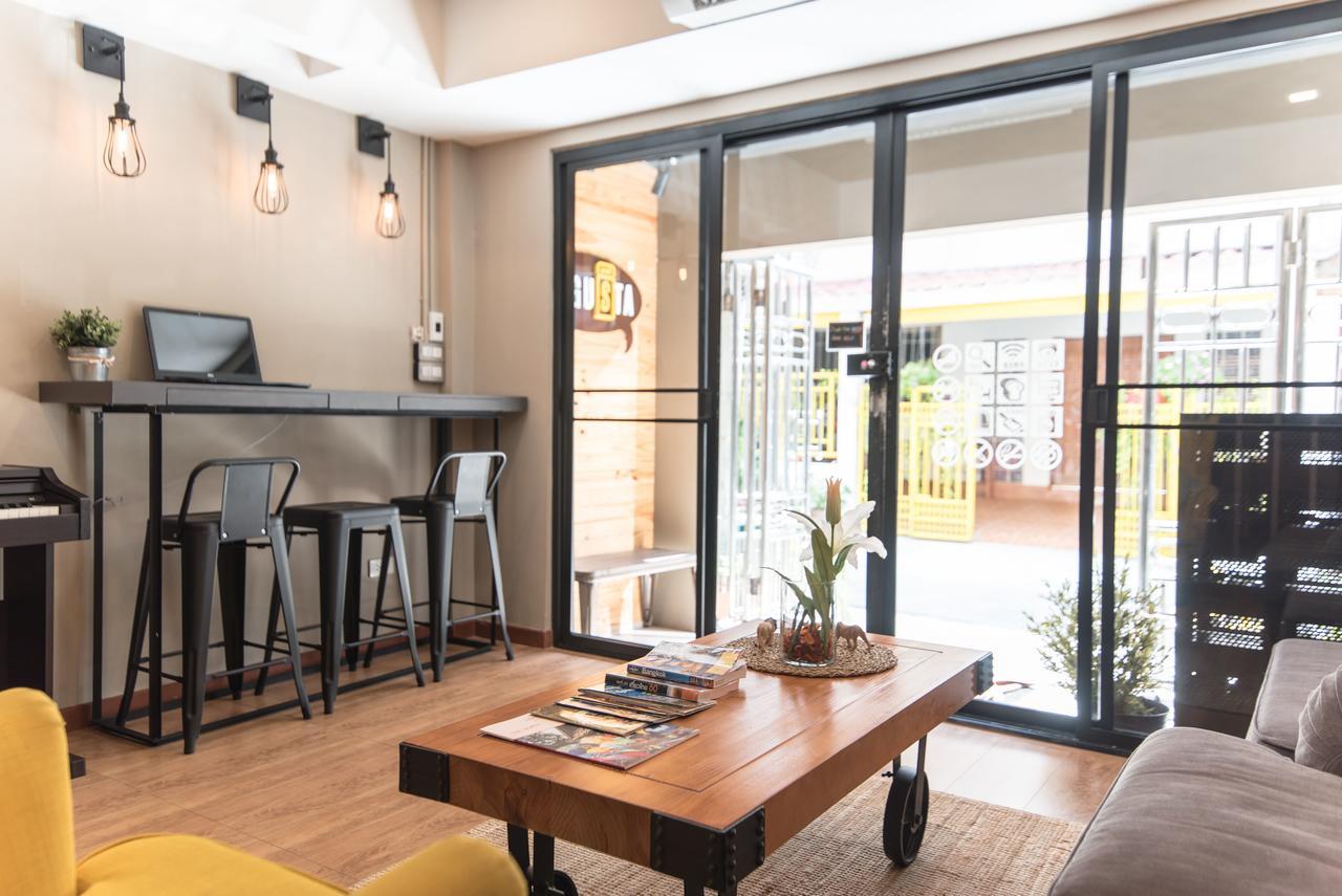 Augusta Hostel Μπανγκόκ Εξωτερικό φωτογραφία