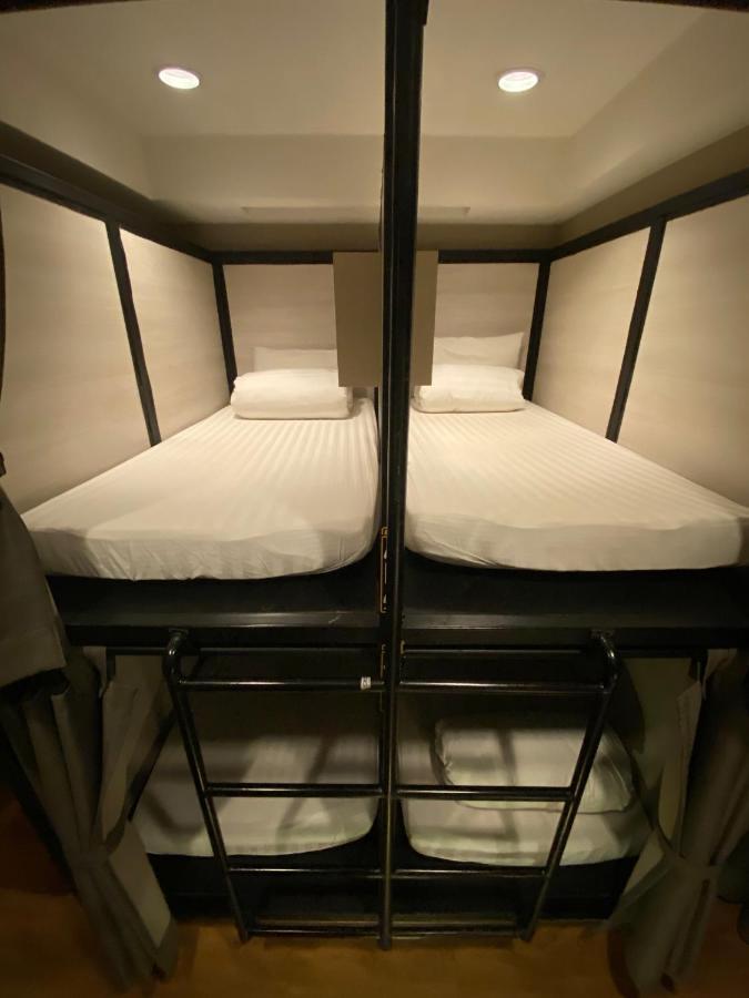 Augusta Hostel Μπανγκόκ Εξωτερικό φωτογραφία