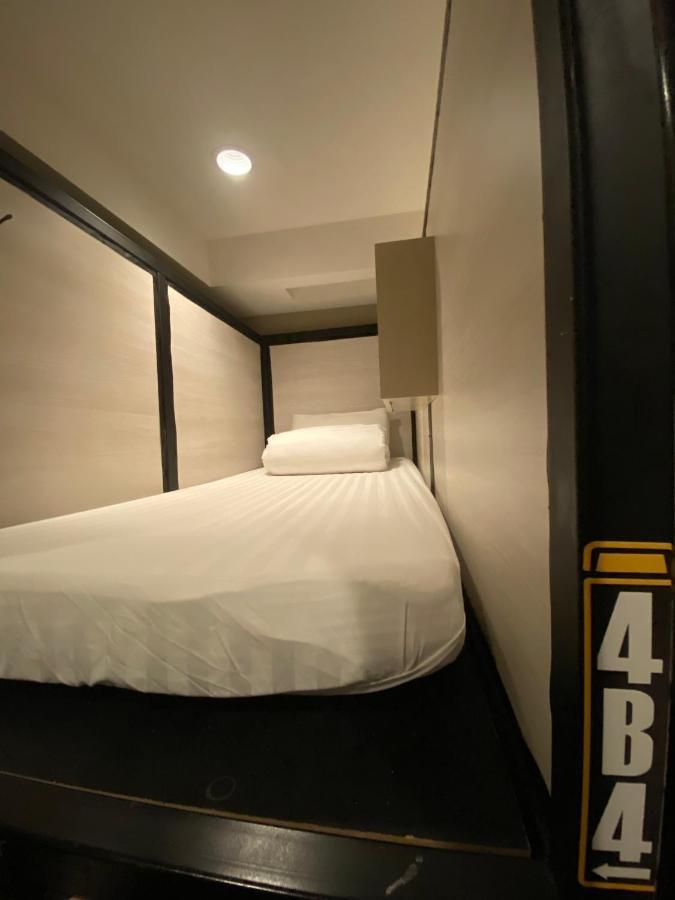 Augusta Hostel Μπανγκόκ Εξωτερικό φωτογραφία